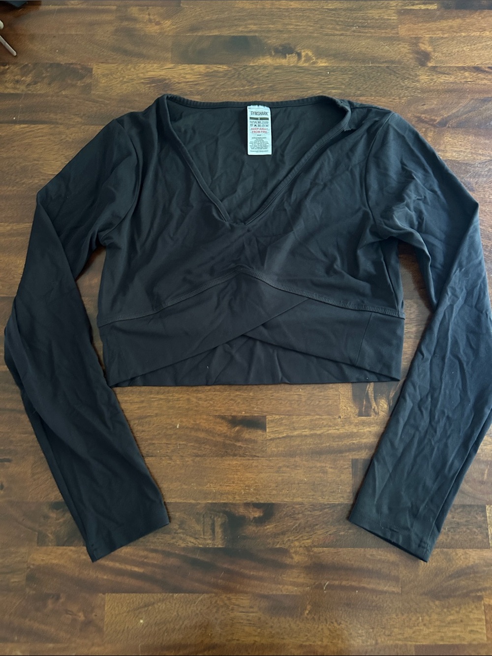 Gymshark Black V-Neck Long-Sleeve Cropped